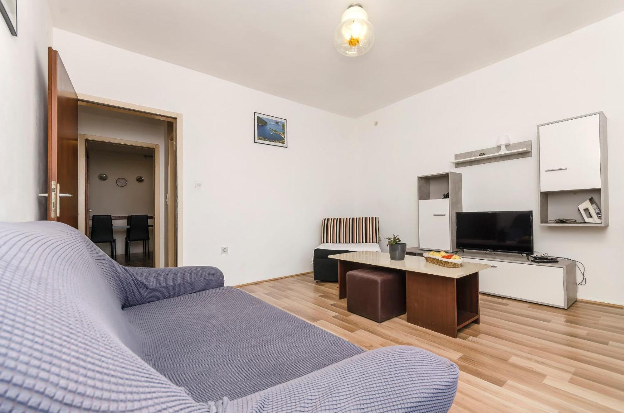 Apartment Branka Тисно Екстериор снимка